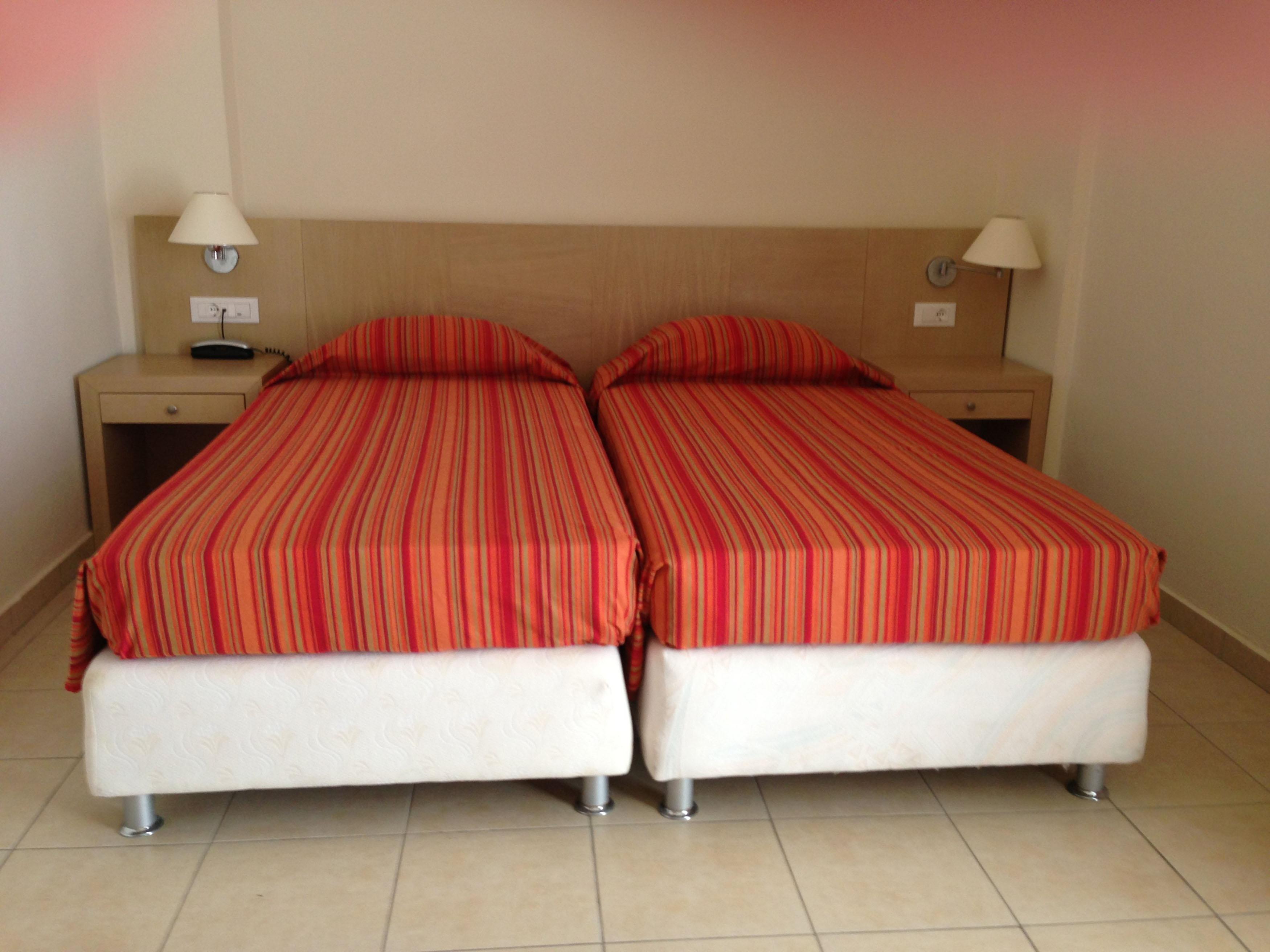יאליסוס Anita Aparthotel מראה חיצוני תמונה