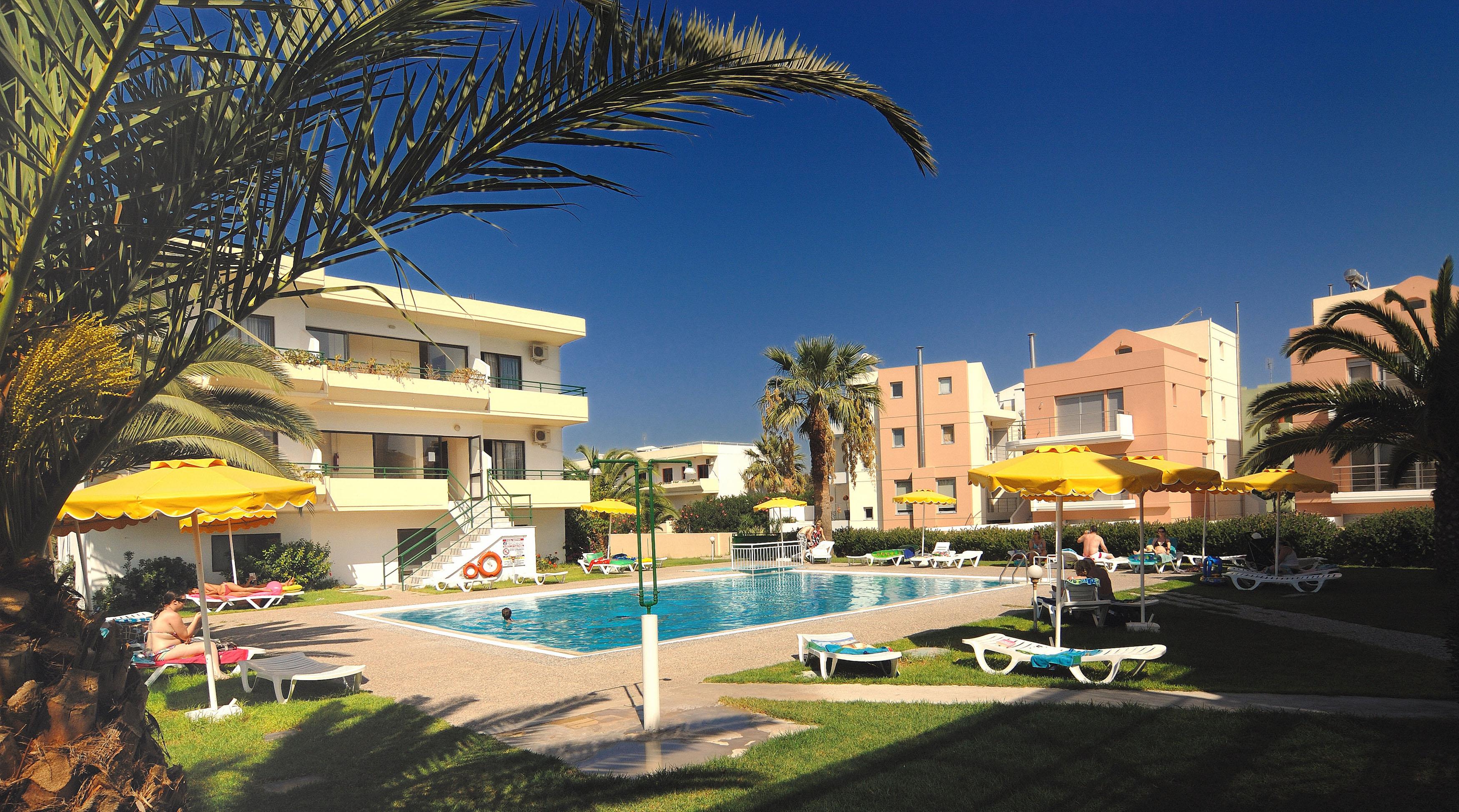 יאליסוס Anita Aparthotel מראה חיצוני תמונה