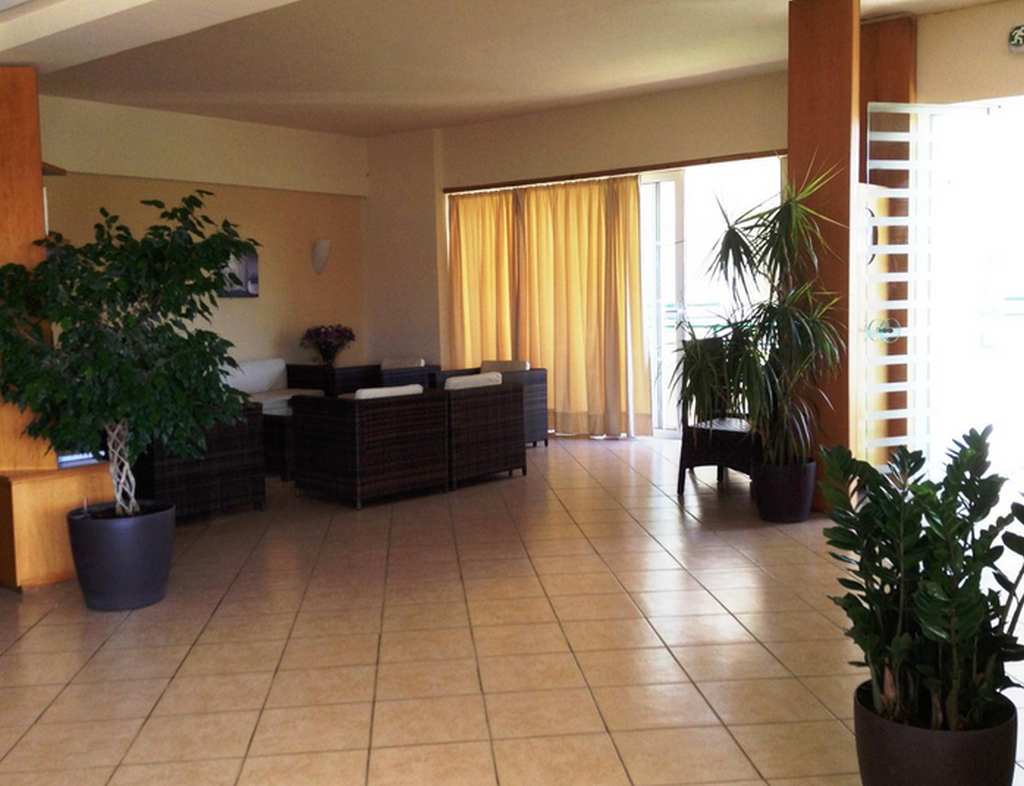 יאליסוס Anita Aparthotel מראה חיצוני תמונה
