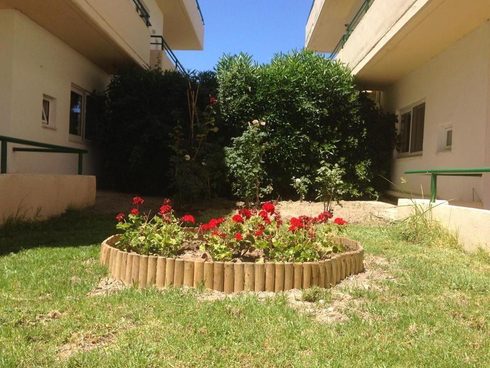 יאליסוס Anita Aparthotel מראה חיצוני תמונה