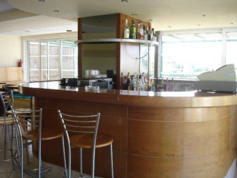 יאליסוס Anita Aparthotel מראה חיצוני תמונה