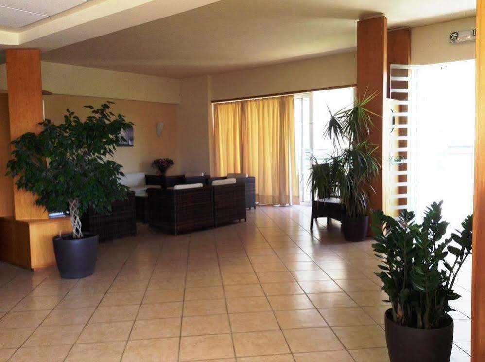 יאליסוס Anita Aparthotel מראה חיצוני תמונה